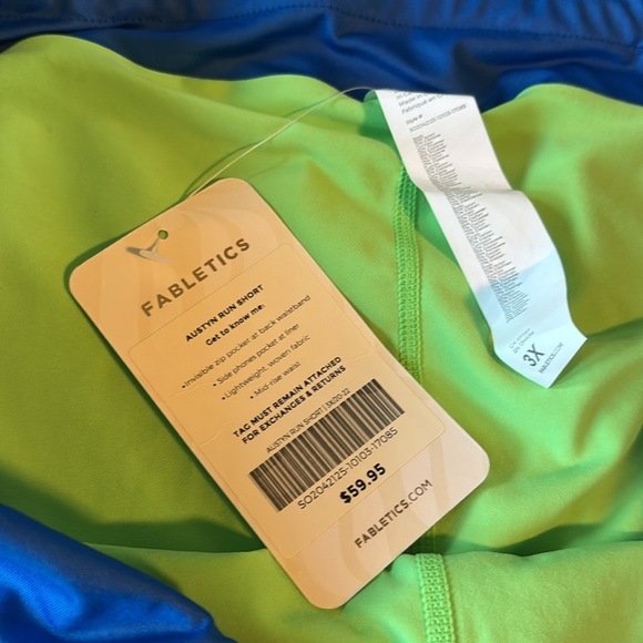 Fabletics run shorts running 3x NEW austyn zip back pocket liner shorts mid rise - Picture 4 of 5